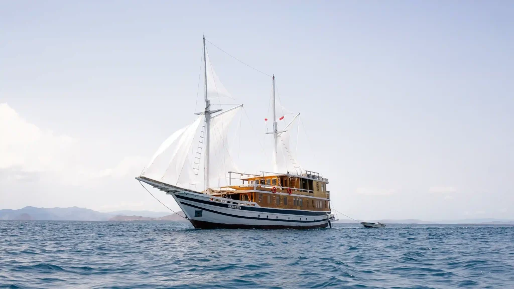 Discover the Ultimate Catnazse Sailing Package in Labuan Bajo: A Luxurious Adventure Awaits!