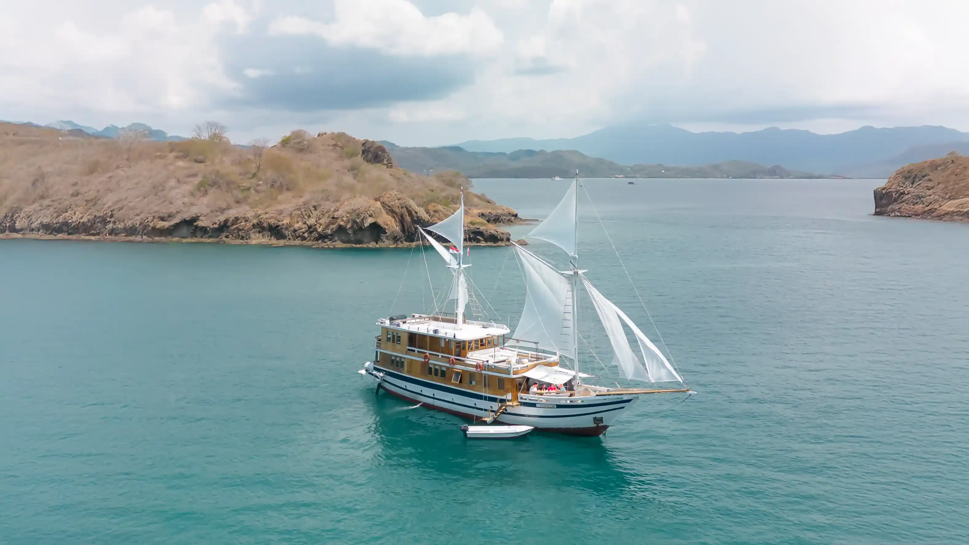 Your Ultimate Catnazse Phinisi Komodo Island Itinerary for an Unforgettable Adventure