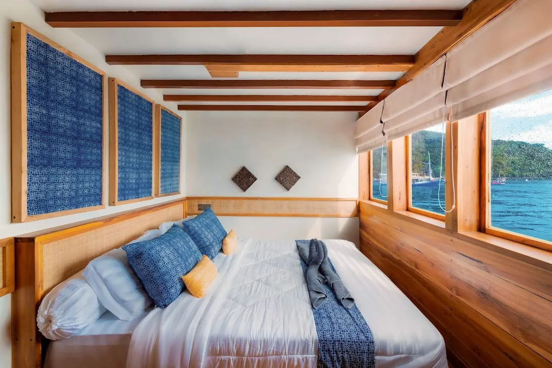 Komodo Open Trip for Solo Travellers: Shared-Cabin Rules, Real Prices and Who You’ll Sail With